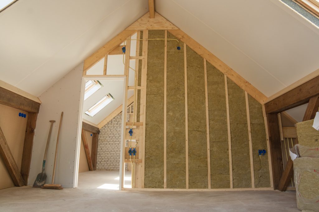 wall insulation - isolant maison